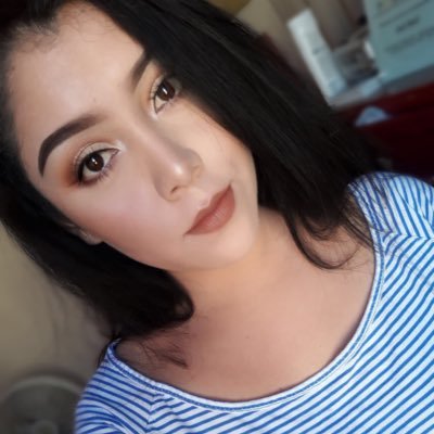 Profile Picture of Joanna Schneideron Twitter