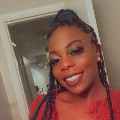 Profile Picture of Queen Of The Bills 🤑💋 (@AshleyyJane_) on Twitter