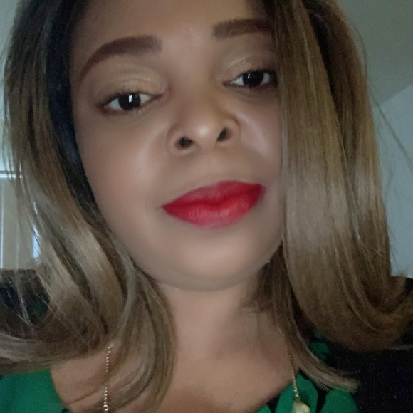 Profile Picture of Chidi Emmanuel (@chidi_emmanuel) on Poshmark