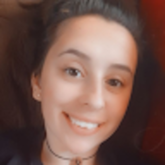 Profile Picture of Madison Dockray (@madisondockray) on Poshmark