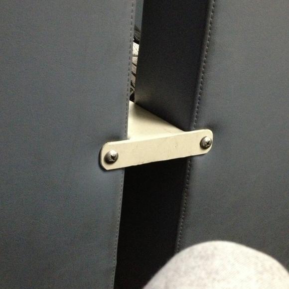 Profile Picture of Robin Parker (@rahshite) on Poshmark