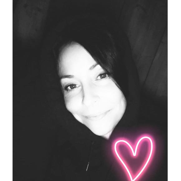 Profile Picture of Francesca Checca (@querciaf) on Poshmark