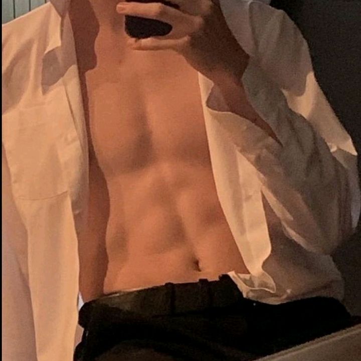 Profile Picture of 💦🍆louis.Aaron🍆💦 (@louis._aaron) on Tiktok