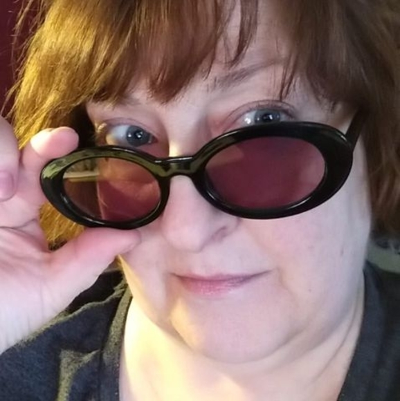 Profile Picture of Susan Coker (@siouxzen_62) on Poshmark