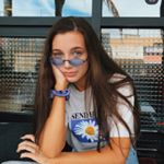 Profile Picture of Isabel Schmeider (@emma.chamberlain179) on Instagram