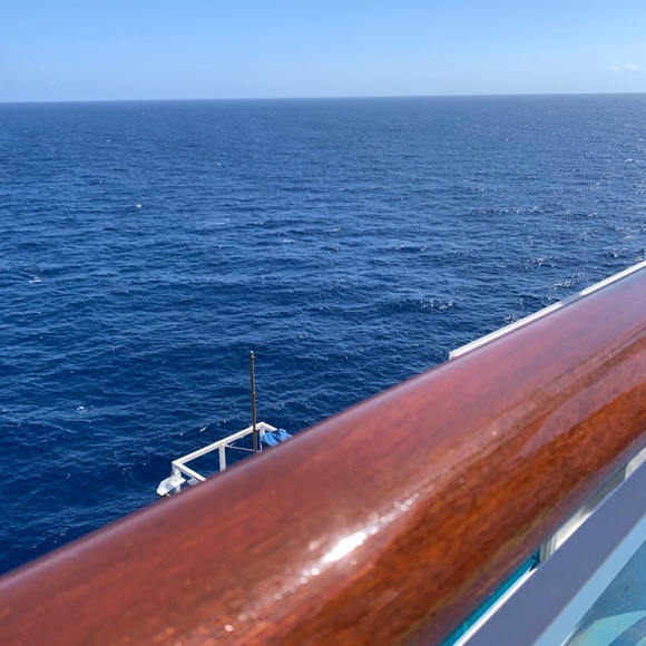 Profile Picture of Cam Sutton (@cam_sutton) on Poshmark