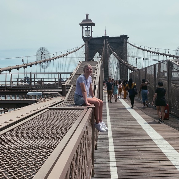 Profile Picture of Madeline Bielby (@madbielby) on Poshmark