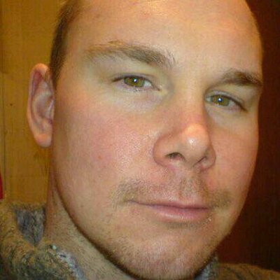 Profile Picture of Carl Hobbs (@CarlHobzeer1) on Twitter