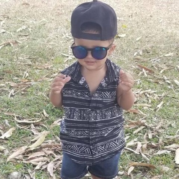 Profile Picture of Ivania Oliva (@ivaniaoliva) on Poshmark