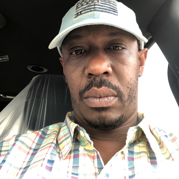 Profile Picture of Tyson Dunlap (@mrgogetit325) on Poshmark