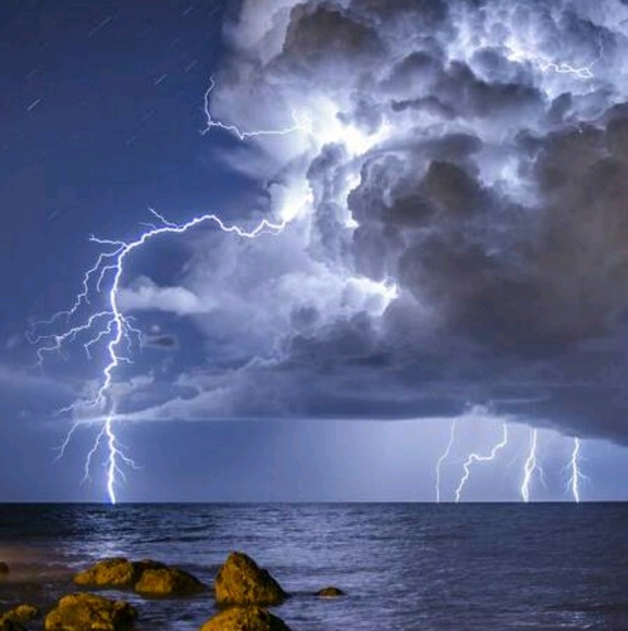 Profile Picture of Danny Bell (@belldanny74) on Poshmark