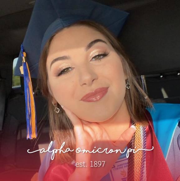 Profile Picture of Hailee Hroch (@hailee_hroch) on Poshmark