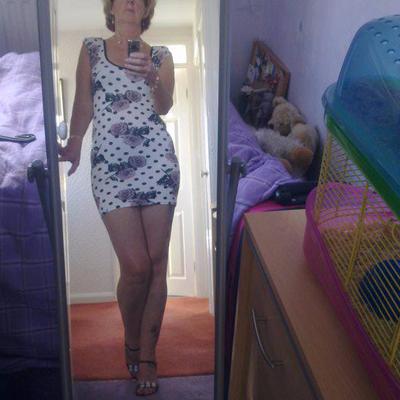 Profile Picture of Kim Upton (@KimmieUpton) on Twitter
