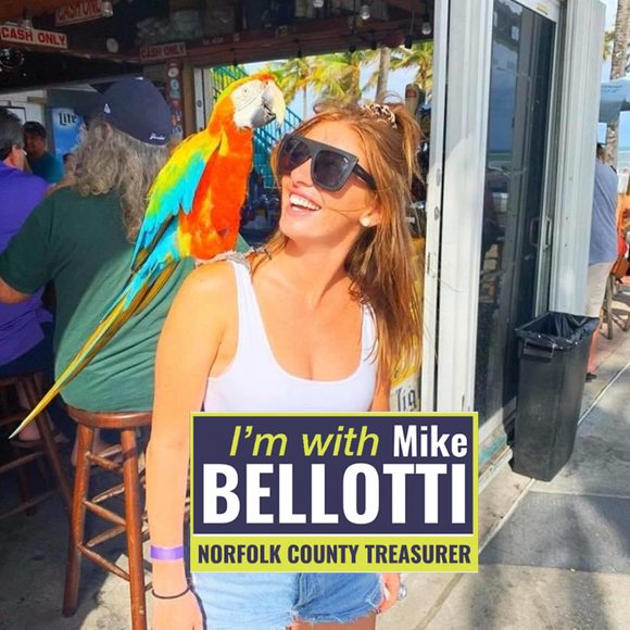 Profile Picture of Alexis Keough-holst (@alexis8793) on Poshmark