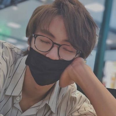 官鴻, Darren Chen. - Twitter Profile Picture of 官鴻, Darren Chen. (@kuanhungg_) on Twitter