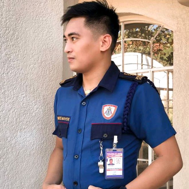 Profile Picture of John Paul Montemayor (@montemayormotovlogs) on Tiktok