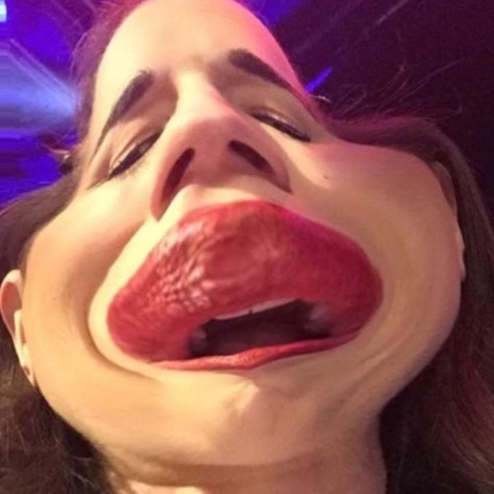 Profile Picture of Miranda (@.miranda.sings) on Tiktok