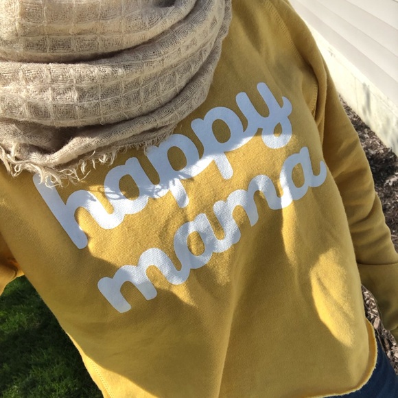 Profile Picture of Danielle Morrey (@maxtonandmorre) on Poshmark