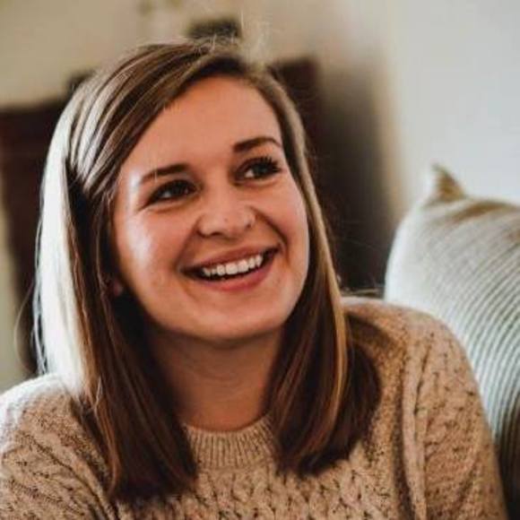 Profile Picture of Miranda Burr (@mirandaburrrr) on Poshmark