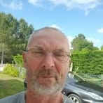 Peter Novák - Facebook Profile Picture of Peter Novák (@alin.rdv.7) on Facebook