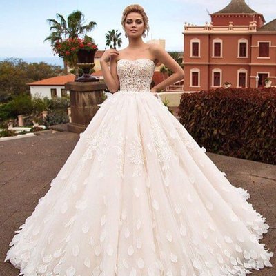 Profile Picture of MELISSA WEDDING Showroom (@MelissaShowroom) on Twitter