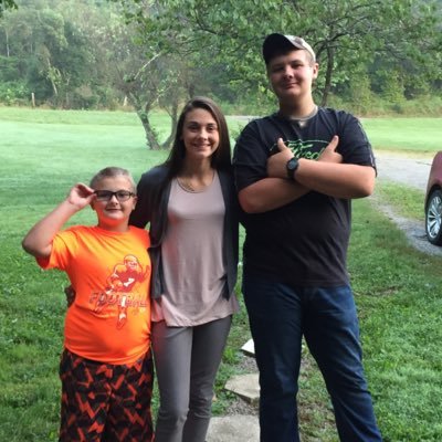Profile Picture of Jessica Vincent (@jvincent1210) on Twitter