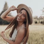 Profile Picture of lilly baldwin (@lillylbaldwin) on Instagram