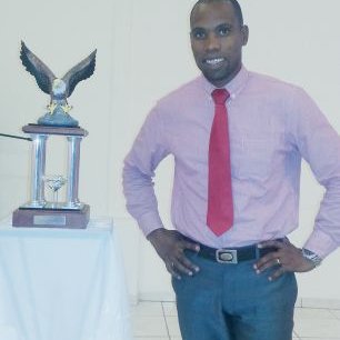 Profile Picture of Elysée ALCIUS (@elijah46) on Twitter
