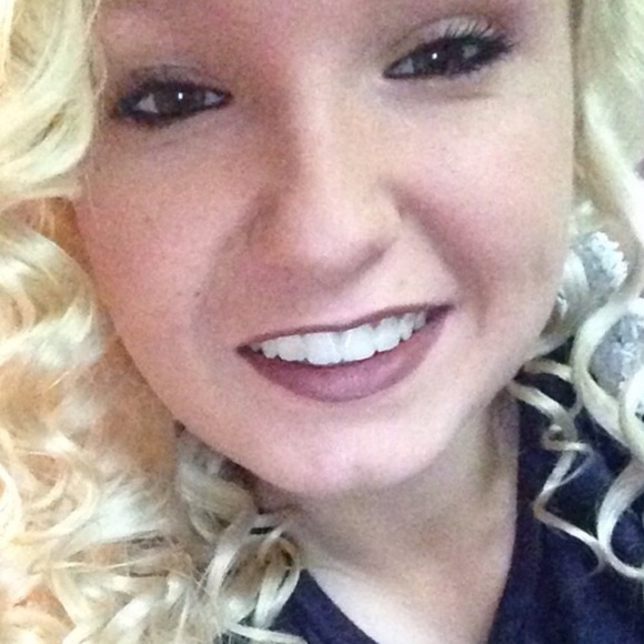 Taylor Denny - Poshmark Profile Picture of Taylor Denny (@taylor3336) on Poshmark