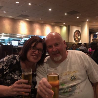 Profile Picture of Laurie Nicholson (@laurietortoise) on Twitter