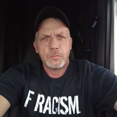 Profile Picture of Matt Marchbanks (@mattmarchbanks) on Tiktok