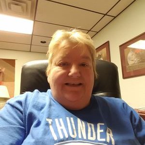 Profile Picture of Linda Swearingen (@Reeanna62) on Twitter