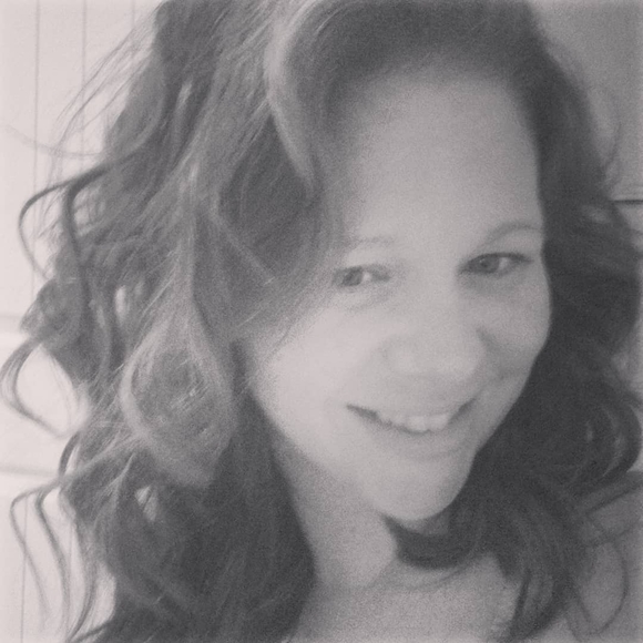 Profile Picture of Sarah Kaplansky (@sbkaplansky) on Poshmark