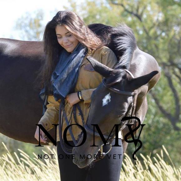 Profile Picture of Isabel Grazian (@isabelgrazian) on Poshmark