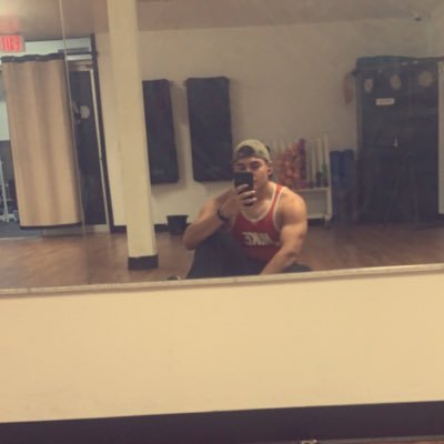 Profile Picture of Derek Solis (@Dereksolis77D) on Twitter