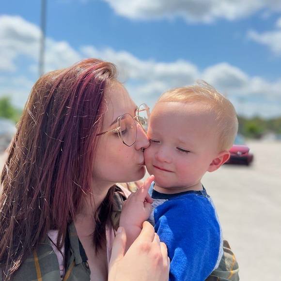 Profile Picture of Jacquəlyn Fitzgərald (@jacqfitz11) on Poshmark