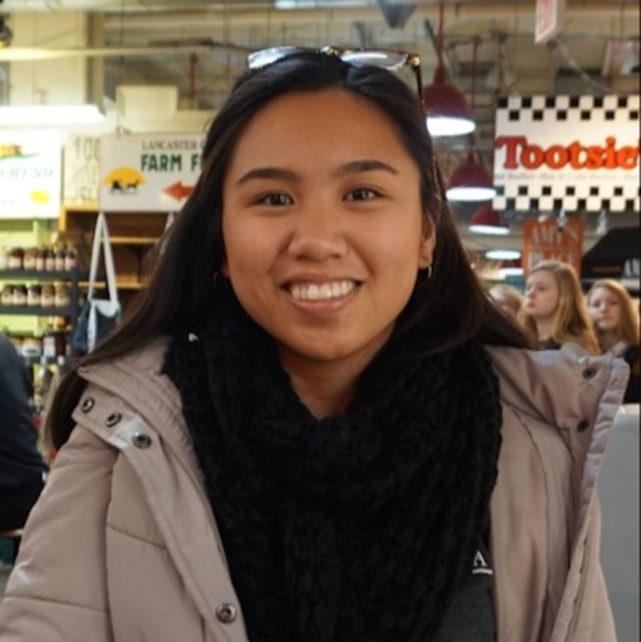 Profile Picture of Ashley Manese (@ashleymanese31) on Poshmark