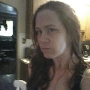 Profile Picture of Lori Mitchell (@1978shortnsweetlori) on Youtube