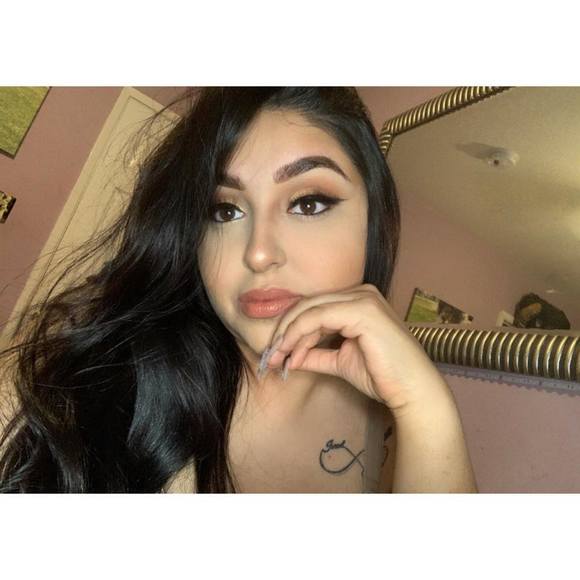 Profile Picture of Sonia Rivera (@soniayari) on Poshmark