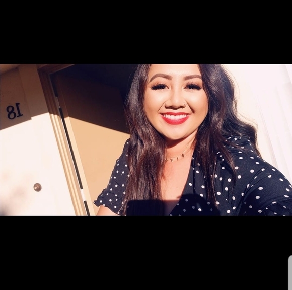 Profile Picture of Bianca Duenas (@socalbeautie16) on Poshmark