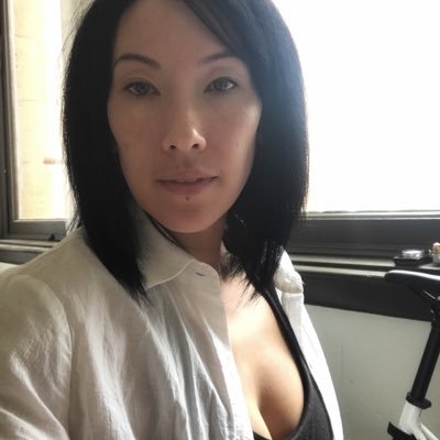 Profile Picture of Denise An (@CleopatraWong) on Twitter