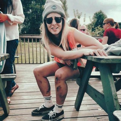Profile Picture of Dani Harris (@dirtyharrisMCR) on Twitter