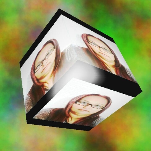 Profile Picture of Juanita Claudio (@guani) on Poshmark