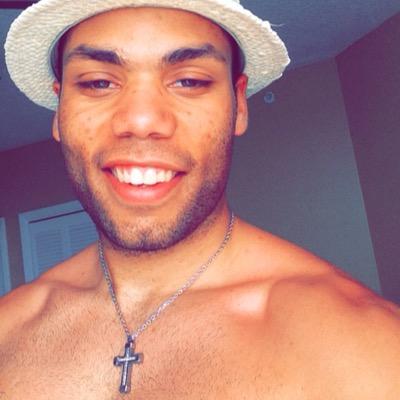 Profile Picture of Carson Long (@_Arson13) on Twitter