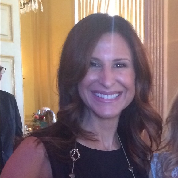 Profile Picture of Nancy Tocco (@tnan65) on Poshmark
