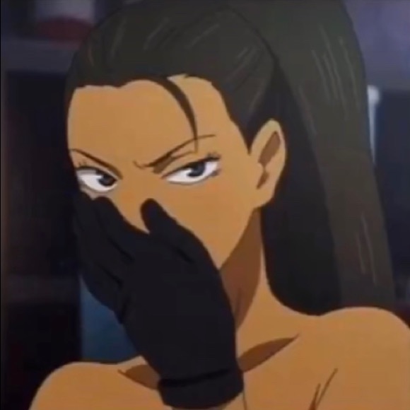 Profile Picture of Samantha Ambarian (@samikat15) on Poshmark