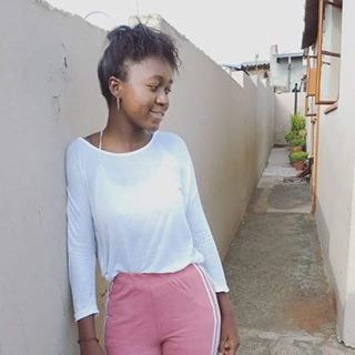 Profile Picture of Häzël Lallo (@dhatchick.misslalo) on Facebook