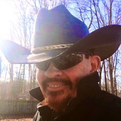 Profile Picture of James Hurt (@HurtCountry) on Twitter