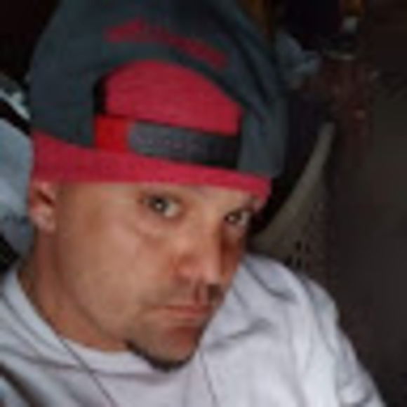 Profile Picture of Blake Hudson (@blakehudson477) on Poshmark
