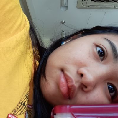 Profile Picture of Pauline Castro (@Simply_Aquarius) on Twitter